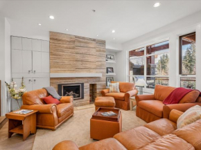 4 bed 3 bath Mountain view townhome offering a Whistler retreat close to everything you might need